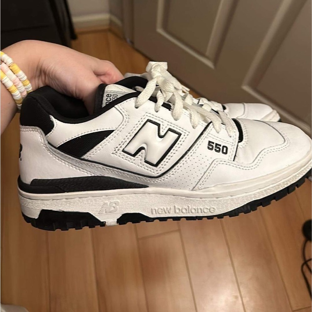 New Balance 550- women’s 9